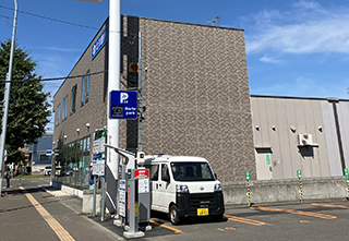 ノルテパーク道銀北郷支店駐車場